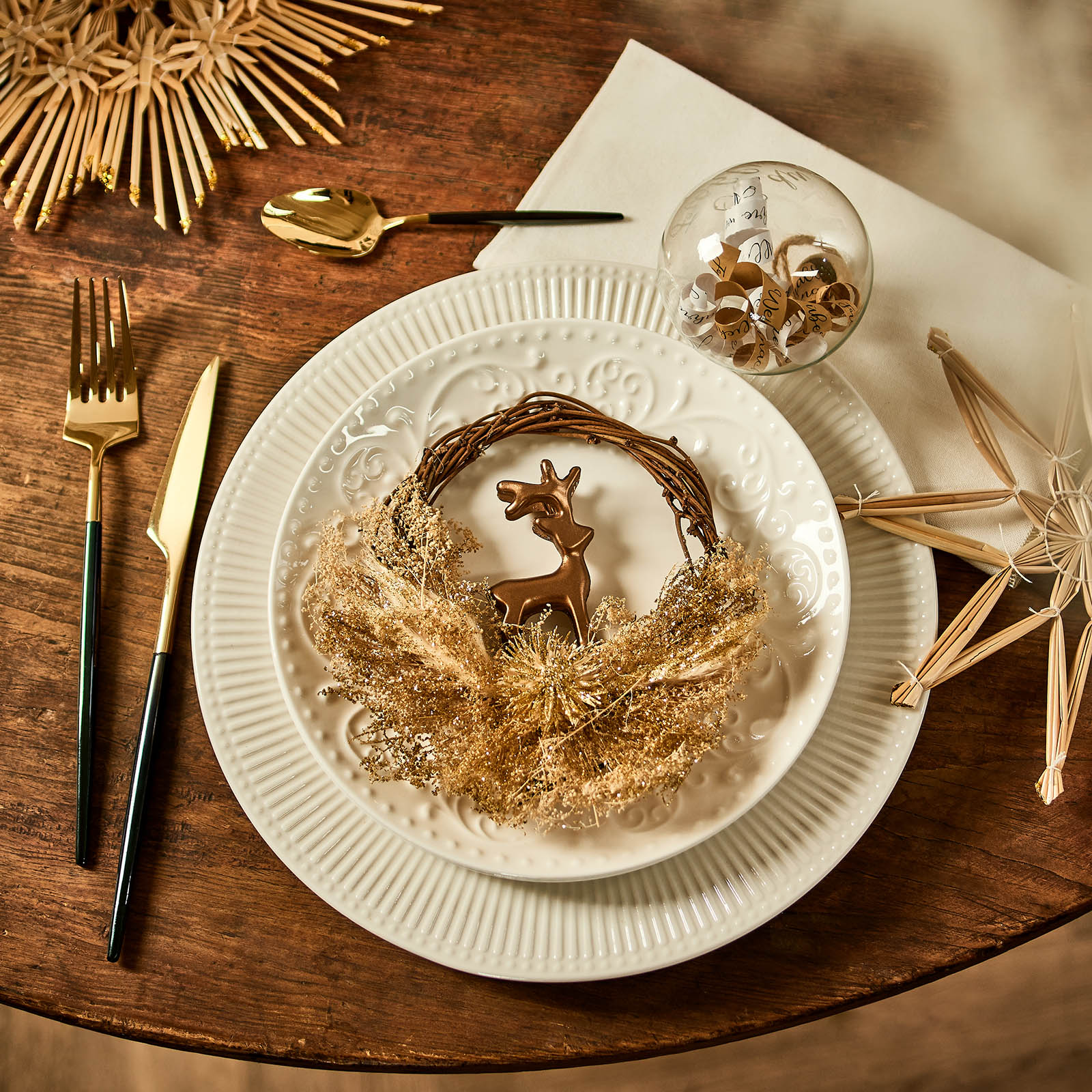 Geschirr-Set Relief Floral für 6 Personen